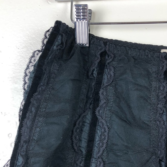 Prada Beautiful 100% Silk Skirt w/ Crushed Velvet Detail - Picture 2 of 6